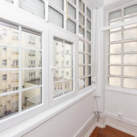 Houze Bright Near Marquês De Pombal